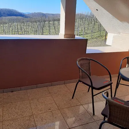 Apartamento Resnik Senovo
